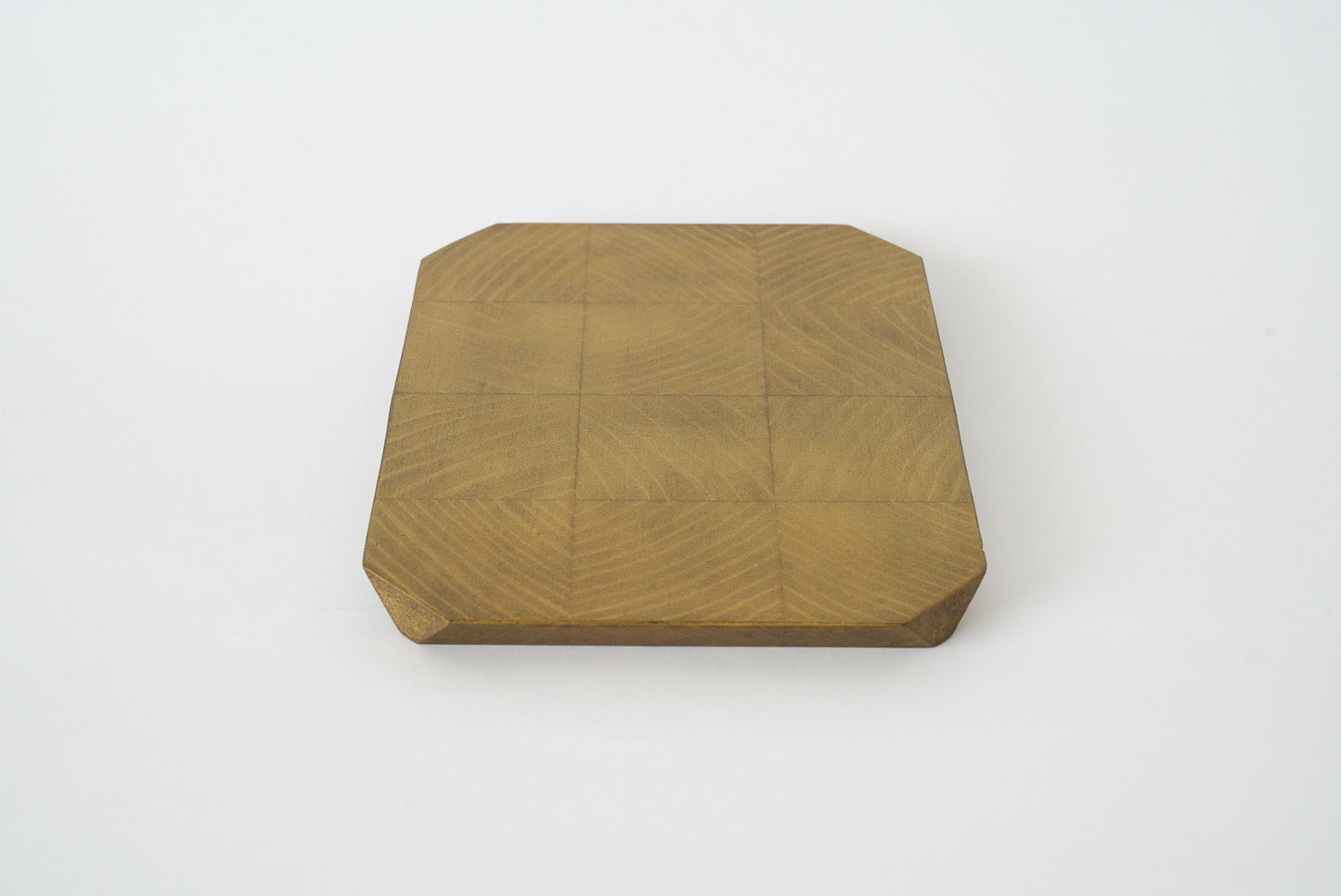 "Easy to use and fashionably decorate" Flat plate 3 inch x 6 inch Smoked golden cedar [Aya Morishita]